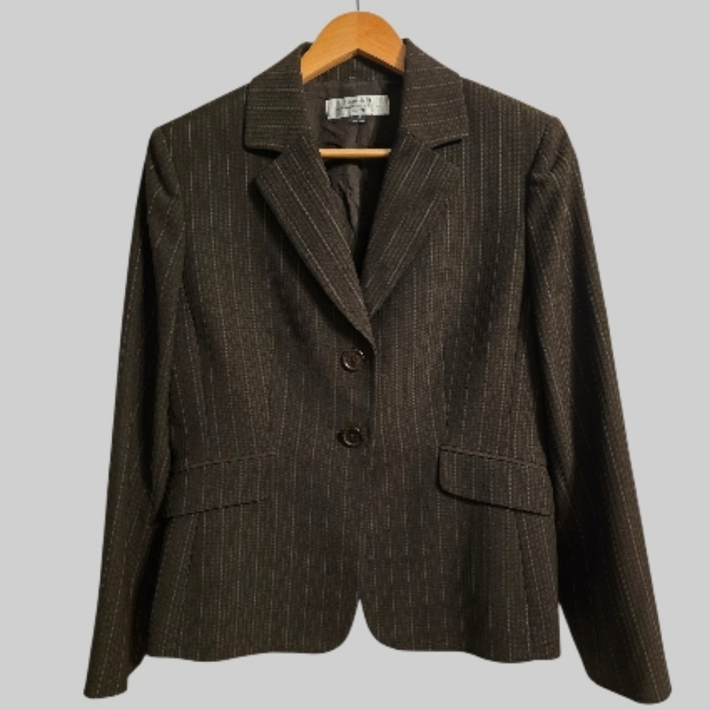 TAHARI Arthur S. Levine Blazer Jacket Sz 12P Black Pinstripe Career Baddie-Girl